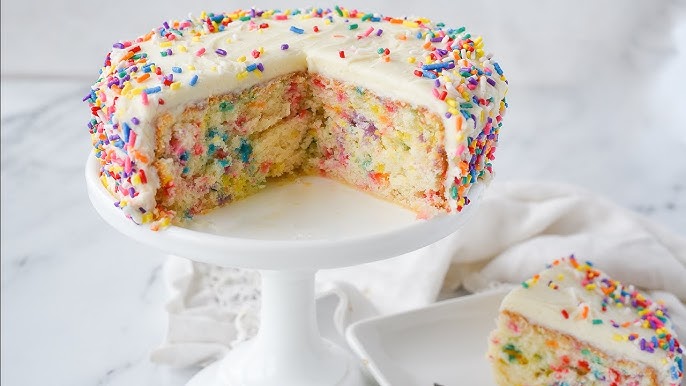 How to Decorate Your Christmas Cookies with Colourful and Fun Sprinkles